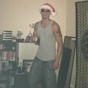 Meet your Posher, Larry